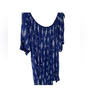 Women’s lane Bryant cold shoulder blouse